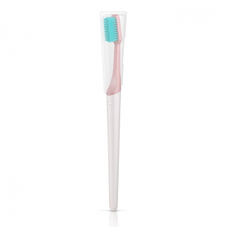 Tio Toothbrush in coral pink (soft)