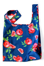 Load image into Gallery viewer, Pomegranate | Reusable Bags 100% Recycled from Plastic Bottles | Medium | KIND BAG
