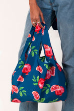 Load image into Gallery viewer, Pomegranate | Reusable Bags 100% Recycled from Plastic Bottles | Medium | KIND BAG
