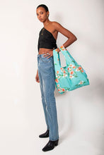 Load image into Gallery viewer, Floral | Reusable Bags 100% Recycled from Plastic Bottles | Medium | KIND BAG
